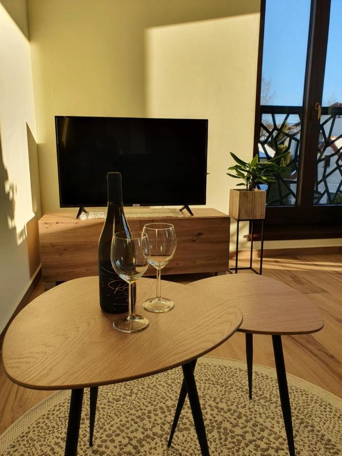 Apartmany Zaky Vrbov Dış mekan fotoğraf