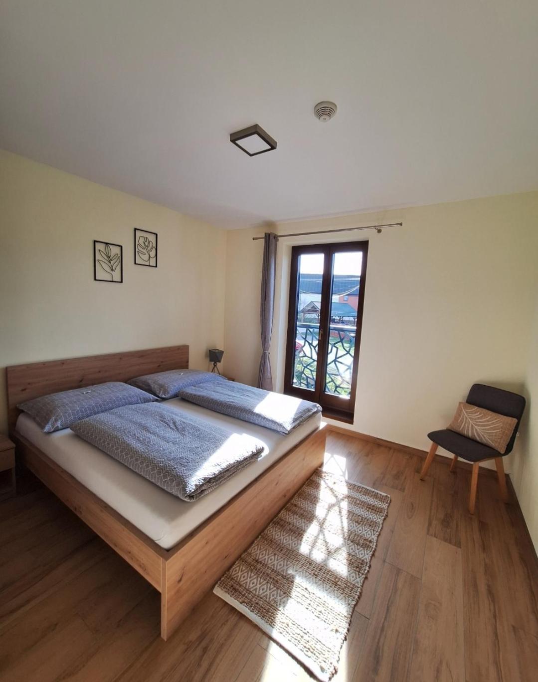 Apartmany Zaky Vrbov Dış mekan fotoğraf